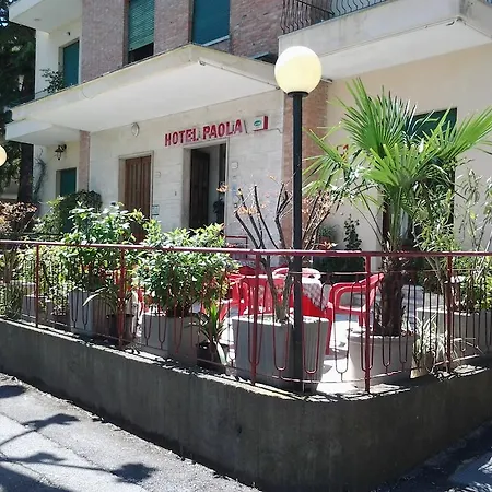 Hotel Paola 2*