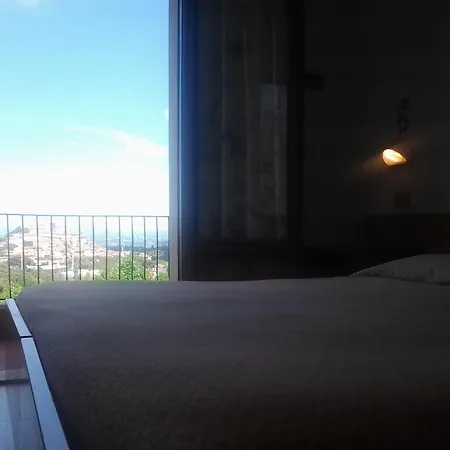 Hotel Paola